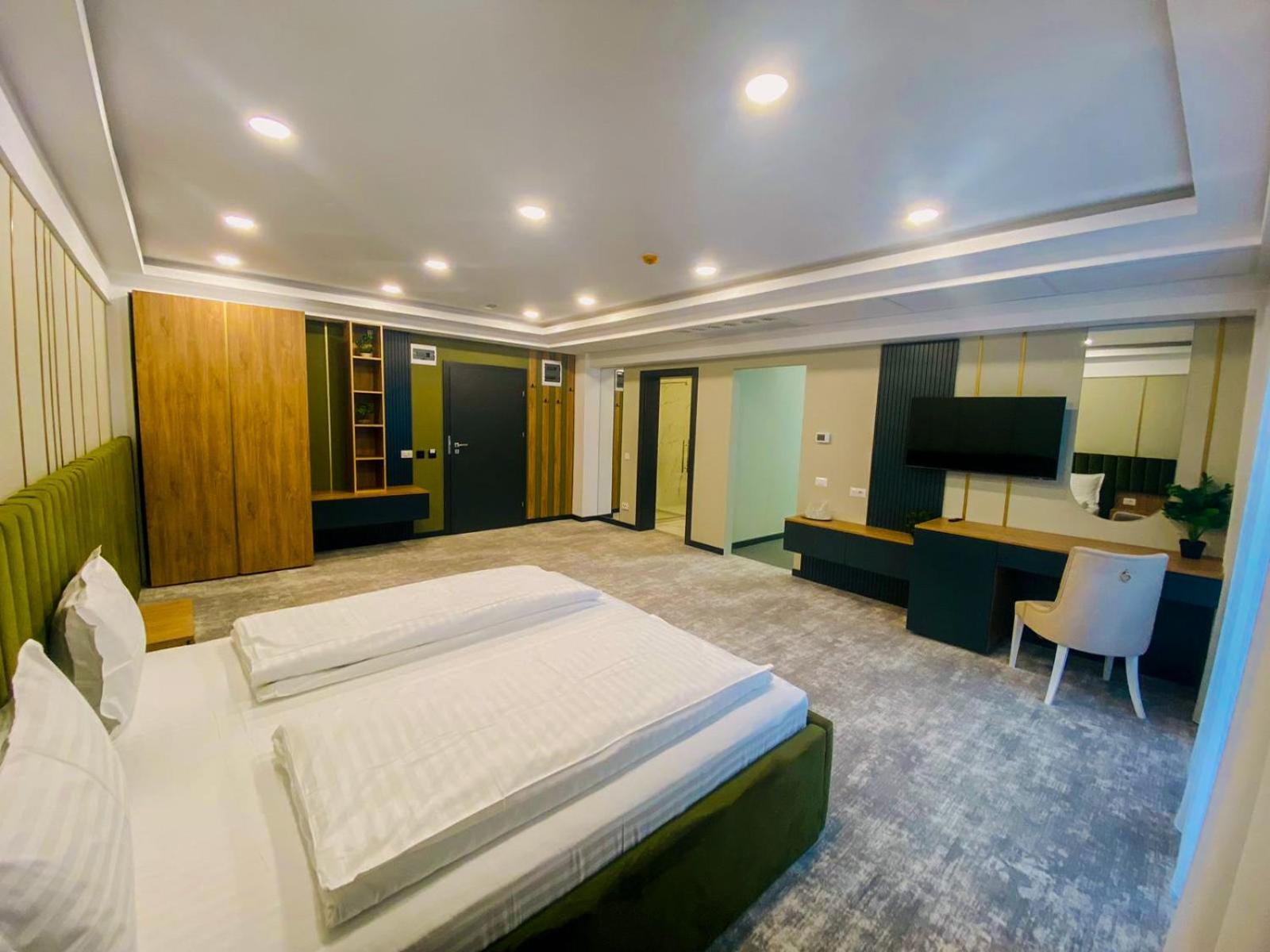 Hotel Ariata Scheia ภายนอก รูปภาพ
